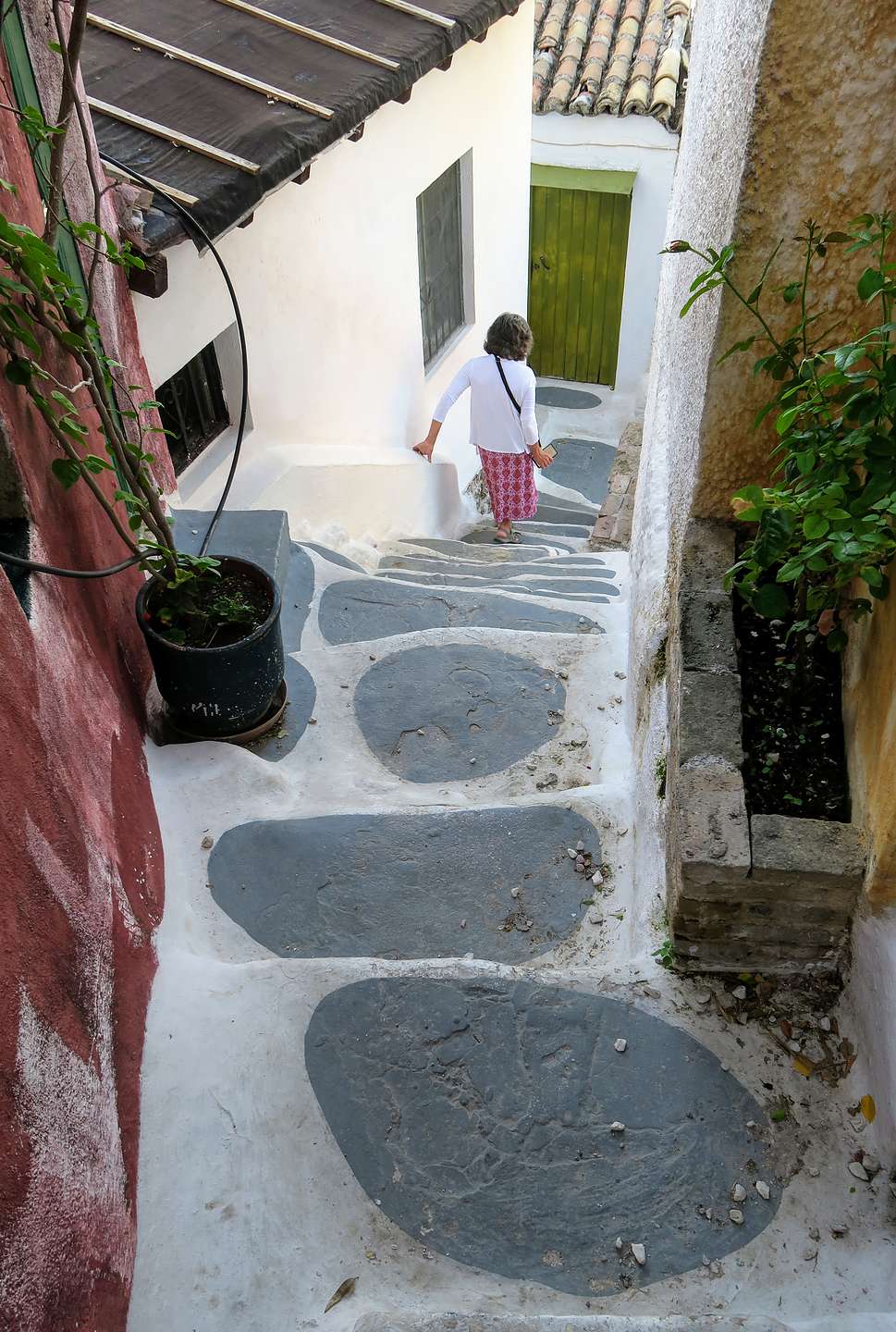 Narrow alleyways of Anafiotika